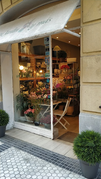 Un Jardin y Más
